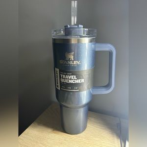 40 OZ Adventure Quencher Travel Tumbler Midnight Pearlescent